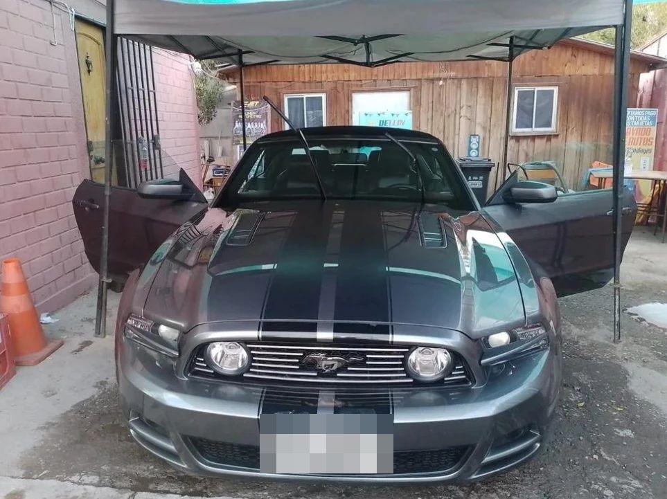 Ford Mustang GT listo en el taller