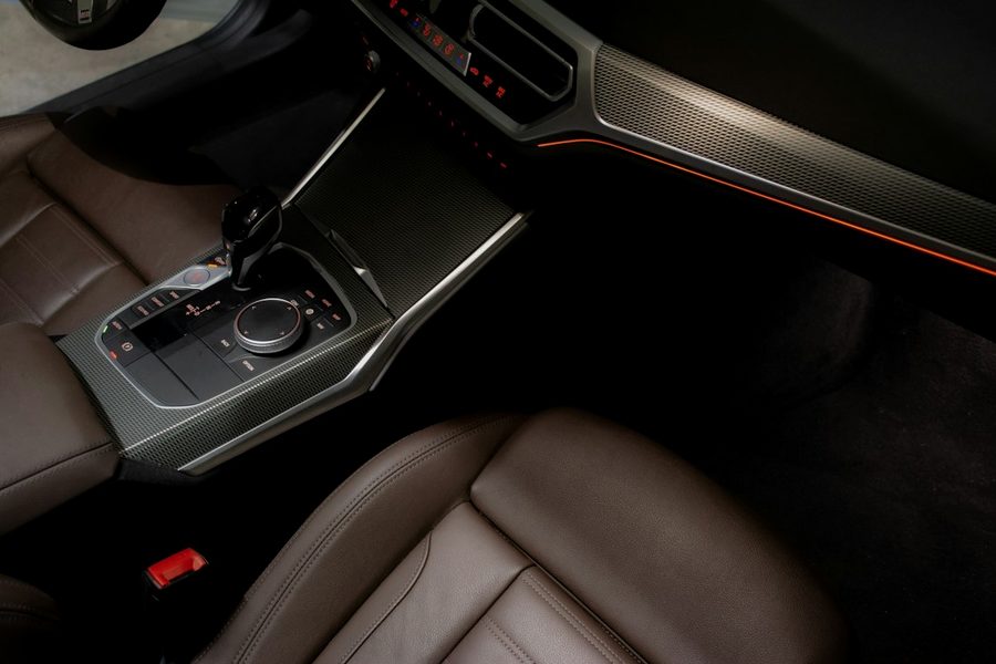 Interior de auto limpio por dentro